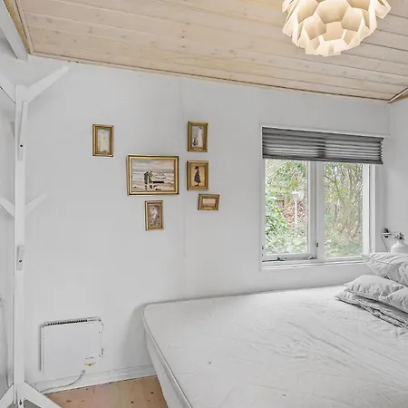 Сasa de vacaciones In With House Sea View *